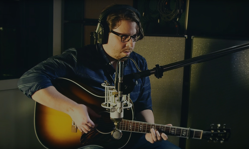 SU-017: ACOUSTIC GUITAR
